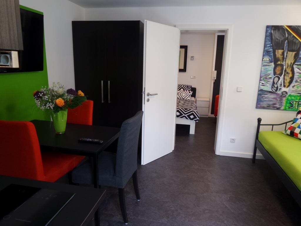 הוכנהיים אם מיין Apartment Rhein Main מראה חיצוני תמונה